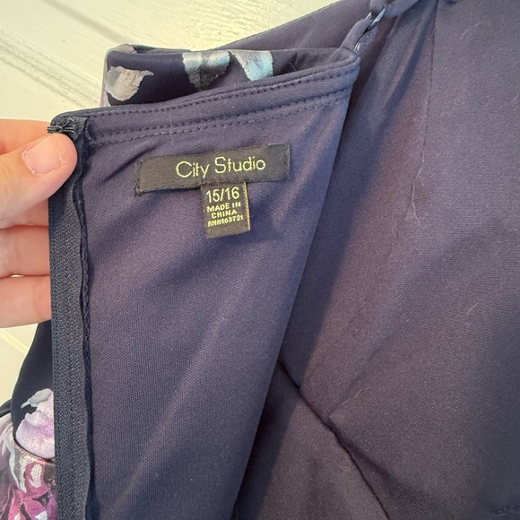 City Studio Navy Blue and Purple Floral Formal Dress - Picture 4 of 4